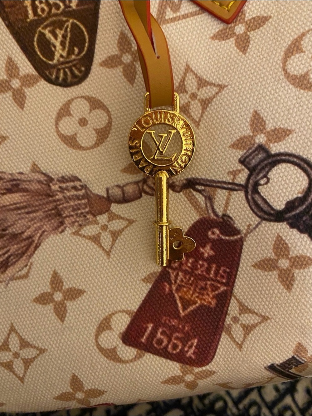 Lv Beige Monogram speedy READ Description - Picture 6 of 6